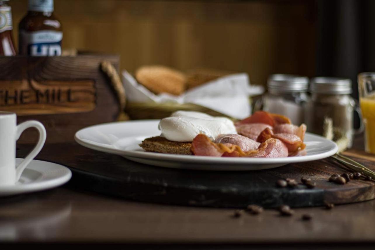 The Mill Bed And Breakfast Stone  Eksteriør bilde
